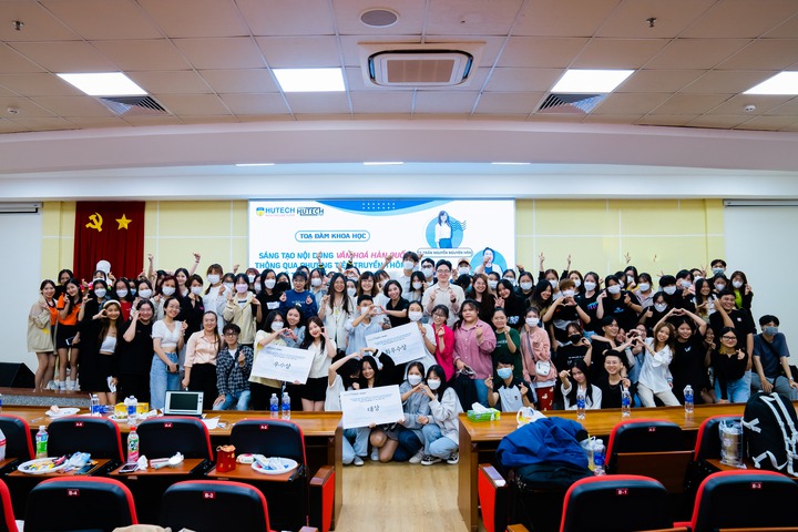 Sinh viên Khoa Hàn Quốc học tìm hiểu và "khoe" tài sáng tạo nội dung văn hóa qua Digital Media 133
