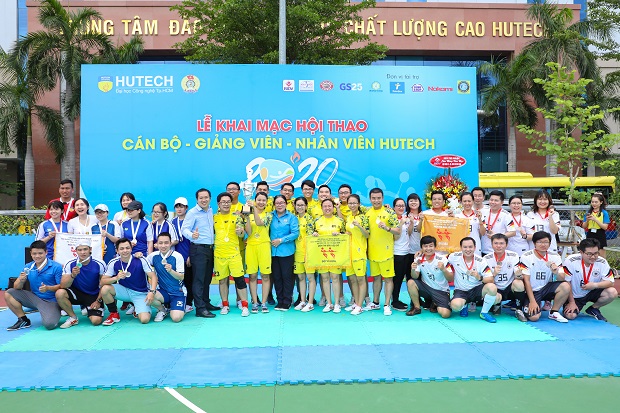 The 2020 HUTECH Faculty and Staff Sports Fest opens in an exciting atmosphere 362
