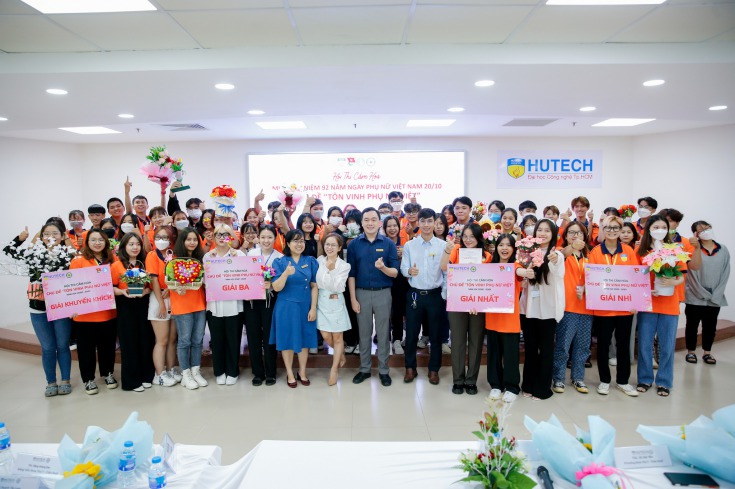 Cuộc thi cắm hoa nghệ thuật với chủ đề “Tôn vinh phụ nữ Việt” của Khoa Thú y - Chăn nuôi HUTECH