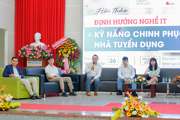 IT-ers HUTECH tăng cường hành trang, sẵn sàng cho HUTECH IT OPEN DAY 2022 “bùng nổ” 40