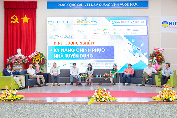 IT-ers HUTECH tăng cường hành trang, sẵn sàng cho HUTECH IT OPEN DAY 2022 “bùng nổ” 10