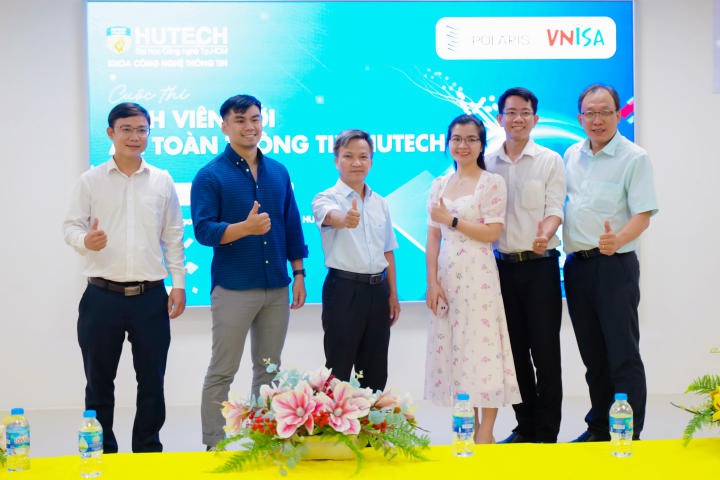 Hơn 20 đội thi tranh tài sôi nổi tại cuộc thi "Sinh viên với An toàn thông tin HUTECH" 26