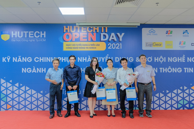 Loạt doanh nghiệp công nghệ trang bị kỹ năng ứng tuyển cho sinh viên HUTECH trước thềm IT OPEN DAY 2021 163