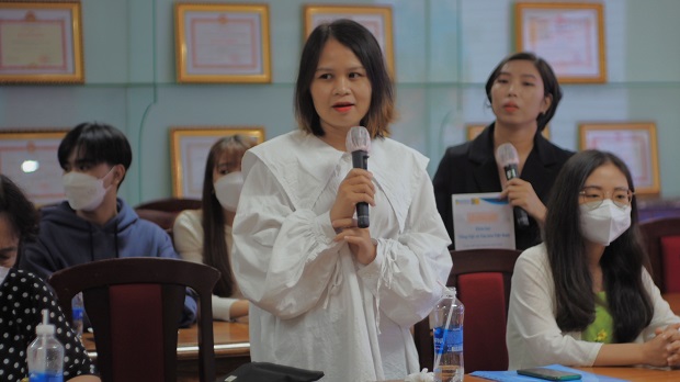 Sinh viên BUFS hoàn thành khóa học “Tiếng Việt và văn hóa Việt Nam” tại HUTECH 105