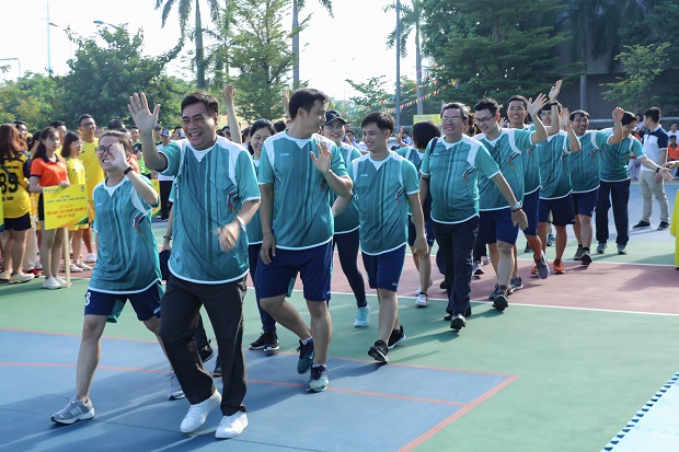 The 2020 HUTECH Faculty and Staff Sports Fest opens in an exciting atmosphere 132