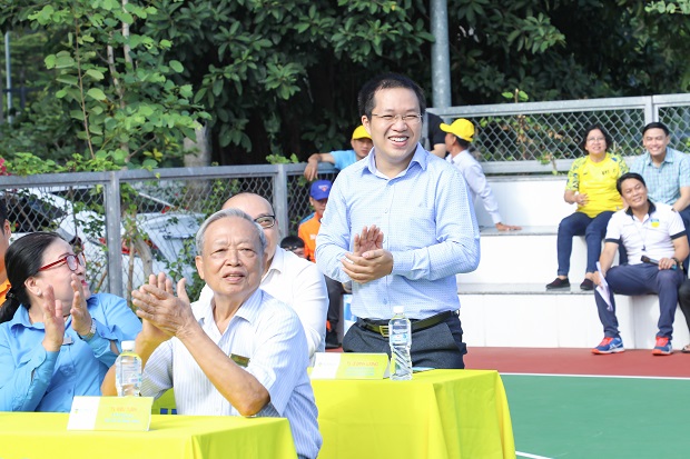 The 2020 HUTECH Faculty and Staff Sports Fest opens in an exciting atmosphere 420