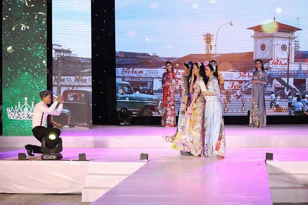 Sinh viên Mai Hiếu Ngân đăng quang Hoa khôi Miss HUTECH 2021 77