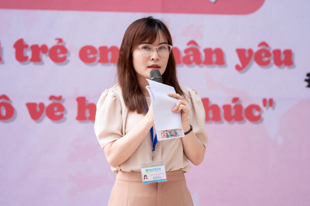 Sinh viên Khoa Hàn Quốc học “tô vẽ hạnh phúc” gây quỹ nhân dịp Quốc tế thiếu nhi 42