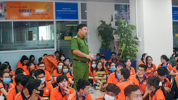 HUTECH Fire Prevention and Fighting Team conducts fire and rescue drills 18