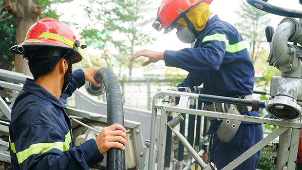 HUTECH Fire Prevention and Fighting Team conducts fire and rescue drills 89