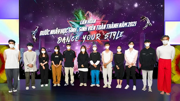 Sinh viên Trương Quang Phú (Richky) giành giải Nhất tại Liên hoan Bước nhảy Học sinh, Sinh viên toàn Thành năm 2021 18