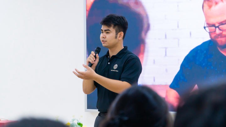 Hai diễn giả đến từ Cty Hitachi Vantara tại Workshop 