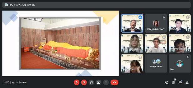 Cuộc hành hương kỳ diệu về Ấn Độ - miền đất Phật của sinh viên HUTECH 66