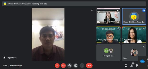 Cùng sinh viên Khoa Trung Quốc học tâm sự “Chuyện chưa kể” nhân dịp Tết thầy cô 102