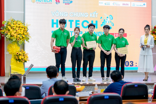 Sinh viên ngành Công nghệ thực phẩm giành giải nhì HUTECH Startup Wings 2022 301