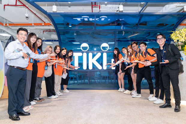 Trải nghiệm thực tế thú vị cho sinh viên Kinh doanh thương mại và Thương mại điện tử tại TIKI 87