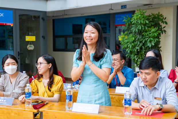Sinh viên Khoa Trung Quốc học tranh tài Hán ngữ tại cuộc thi Ngôi sao tiếng Hoa mùa 1 15