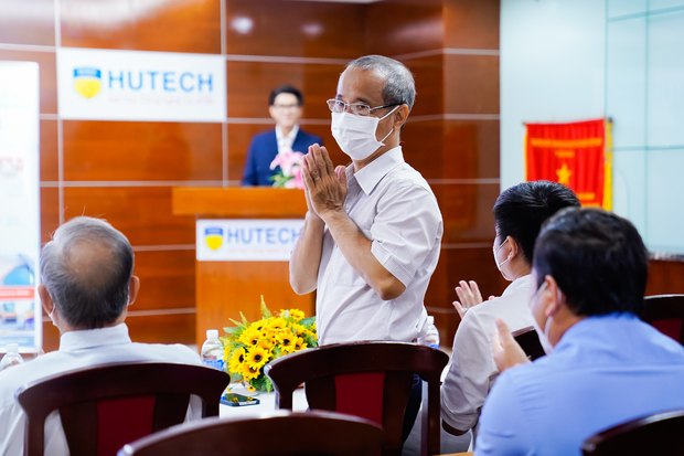 Sinh viên HUTECH khám phá xu hướng "Xây dựng bền vững" và cách ứng dụng vật liệu xanh 24