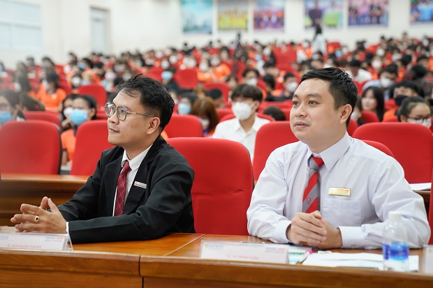 Viện Công nghệ Việt - Nhật (VJIT) tuyên dương sinh viên có thành tích xuất sắc trong học tập và phong trào 26
