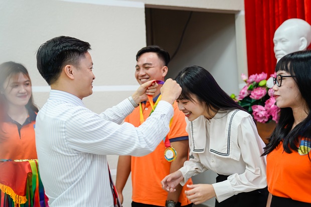 Viện Công nghệ Việt - Nhật (VJIT) tuyên dương sinh viên có thành tích xuất sắc trong học tập và phong trào 120