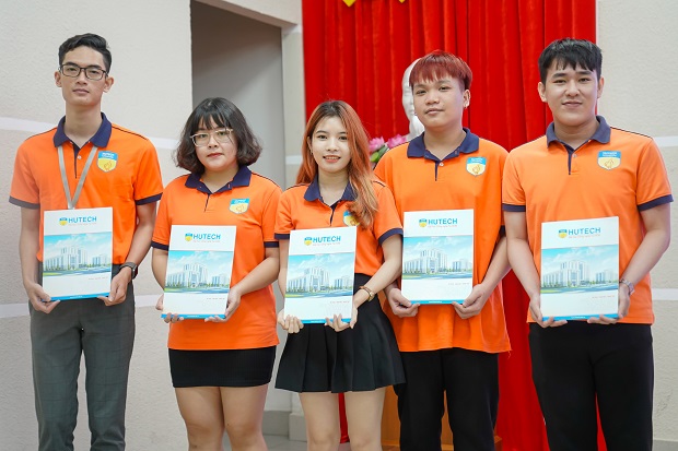 Viện Công nghệ Việt - Nhật (VJIT) tuyên dương sinh viên có thành tích xuất sắc trong học tập và phong trào 68