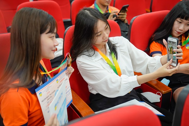 Viện Công nghệ Việt - Nhật (VJIT) tuyên dương sinh viên có thành tích xuất sắc trong học tập và phong trào 138