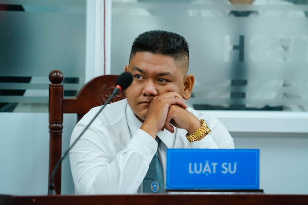 Sinh viên Khoa Luật thực hiện Phiên tòa giả định xét xử hành vi “Mua bán trái phép chất ma túy” 42