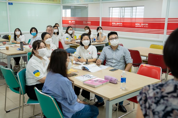 Viện Công nghệ Việt - Nhật tập huấn giảng dạy về văn hóa giao tiếp tiếng Nhật 42
