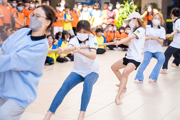 Ngắm loạt ảnh ngập tràn năng lượng tại Hội thao sinh viên Viện Công nghệ Việt - Hàn 43