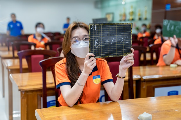 Sinh viên K21 giành chiến thắng cuộc thi Rung chuông vàng 2022 106