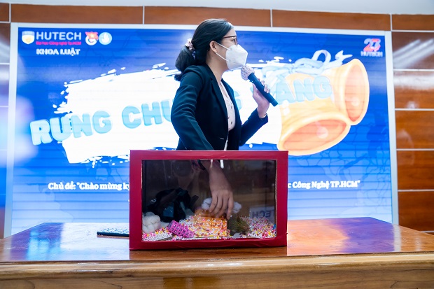 Sinh viên K21 giành chiến thắng cuộc thi Rung chuông vàng 2022 115