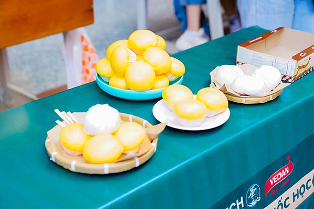 Ngày hội văn hóa ẩm thực Đài Loan "bùng nổ" tại sân trường với loạt món ngon hấp dẫn 173