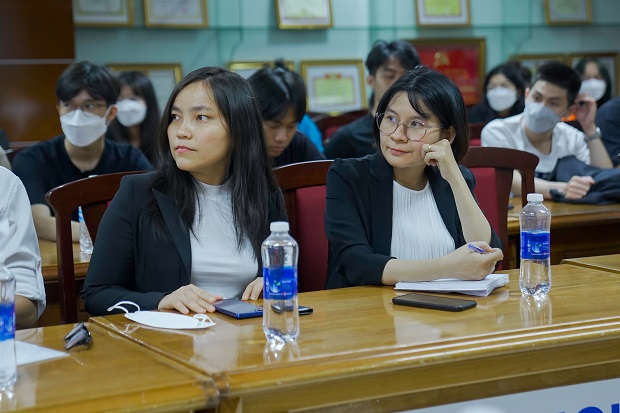 Sinh viên HUTECH tìm hiểu về ứng dụng công nghệ 3D trong thiết kế và chế tác nghệ thuật 23