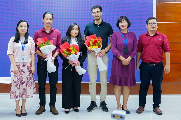 Sinh viên HUTECH tìm hiểu về ứng dụng công nghệ 3D trong thiết kế và chế tác nghệ thuật 15