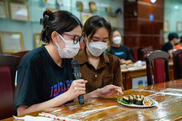 Sinh viên Khoa Hàn Quốc HUTECH trải nghiệm ẩm thực, từng bước chinh phục văn hóa Hàn 107