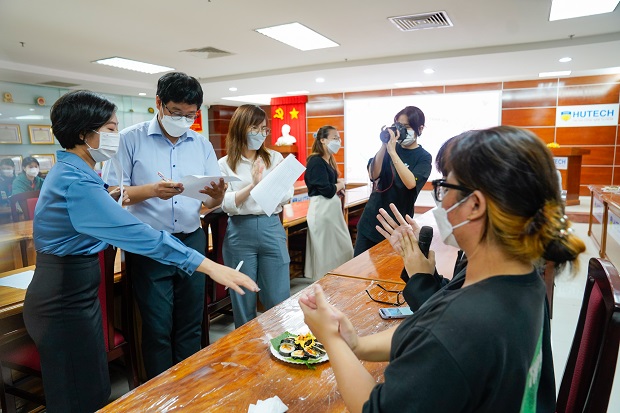 Sinh viên Khoa Hàn Quốc HUTECH trải nghiệm ẩm thực, từng bước chinh phục văn hóa Hàn 112