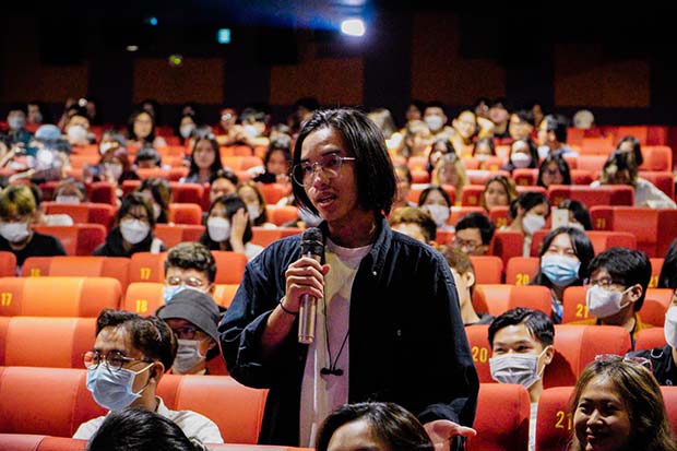 Sinh viên HUTECH thưởng thức “Em và Trịnh” và giao lưu cùng đạo diễn Phan Gia Nhật Linh 27