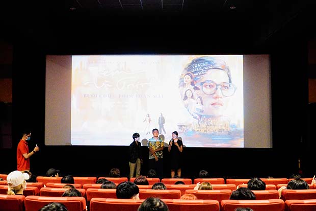 Sinh viên HUTECH thưởng thức “Em và Trịnh” và giao lưu cùng đạo diễn Phan Gia Nhật Linh 4