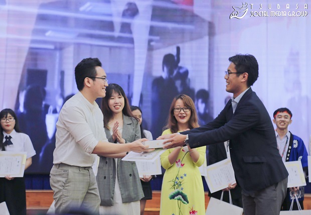 Students of HUTECH Faculty of Japanese Studies wins the third prize at the Japanese Speech Contest 2021 for universities in the southern region 64