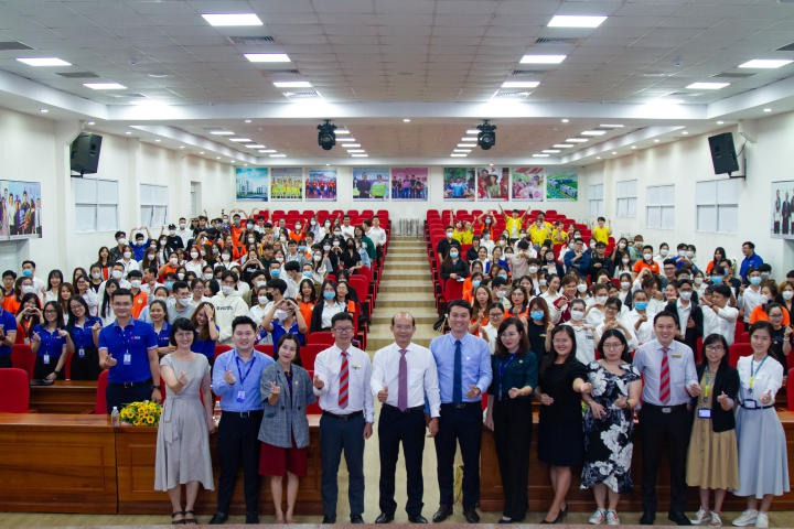 “Thực tập sinh 1Step 2022”: Cơ hội thực tập tại SCB cho sinh viên Khoa Tài chính - Thương mại 18