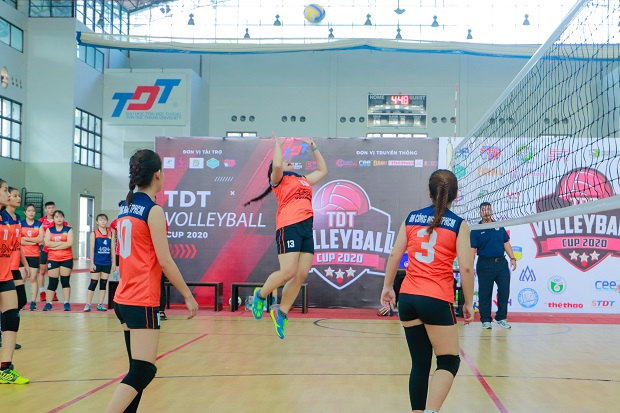 ​Hai đội tuyển bóng chuyền nam - nữ HUTECH xuất sắc giành 4 giải thưởng tại giải TDT Volleyball Cup 2020 29