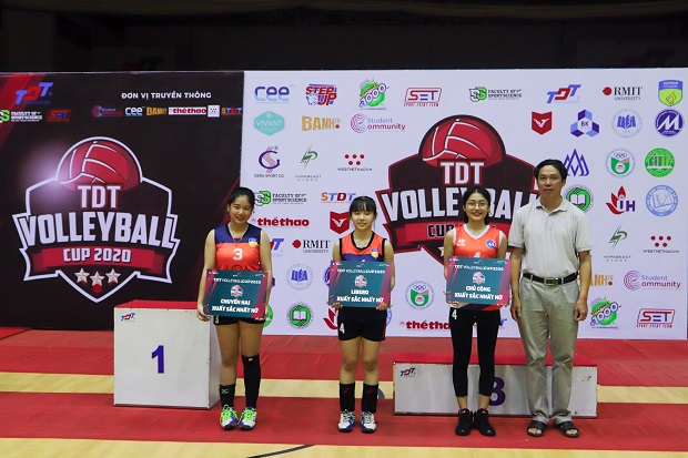 ​Hai đội tuyển bóng chuyền nam - nữ HUTECH xuất sắc giành 4 giải thưởng tại giải TDT Volleyball Cup 2020 58