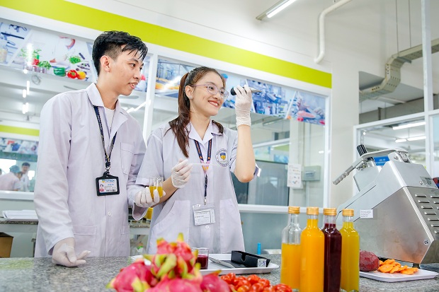 HUTECH công bố điểm trúng tuyển học bạ đợt 7 895