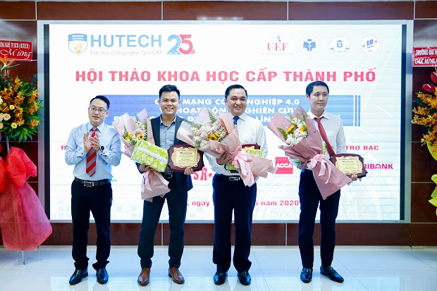 HUTECH hosts the Industry Revolution 4.0 Conference and its applications in the field of economics 66