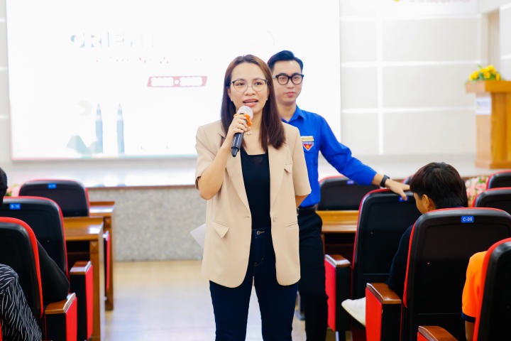 Viện Đào tạo Quốc tế khởi động chuỗi hoạt động chào mừng tân sinh viên "Orientation day of the new school year 2022-2023" 76