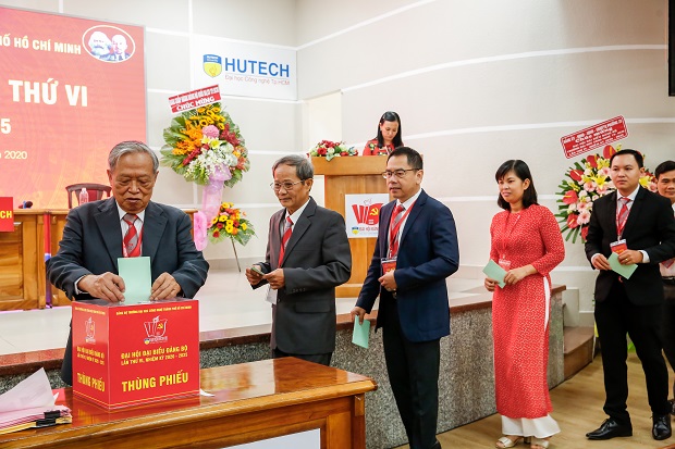 HUTECH tổ chức thành công Đại hội Đảng bộ lần thứ VI, nhiệm kỳ 2020-2025 168