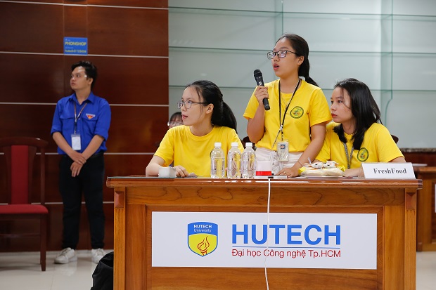 Đội Bao bì giấy HUTECH “thần tốc” giành giải Nhất cuộc thi Lắng nghe thực phẩm lên tiếng 2020 71