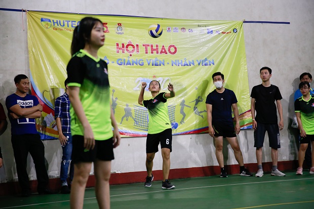 Headlines from the 2020 HUTECH Faculty and Staff Sports Fest: The new faces for the championship and a new era in Women’s Volleyball 42