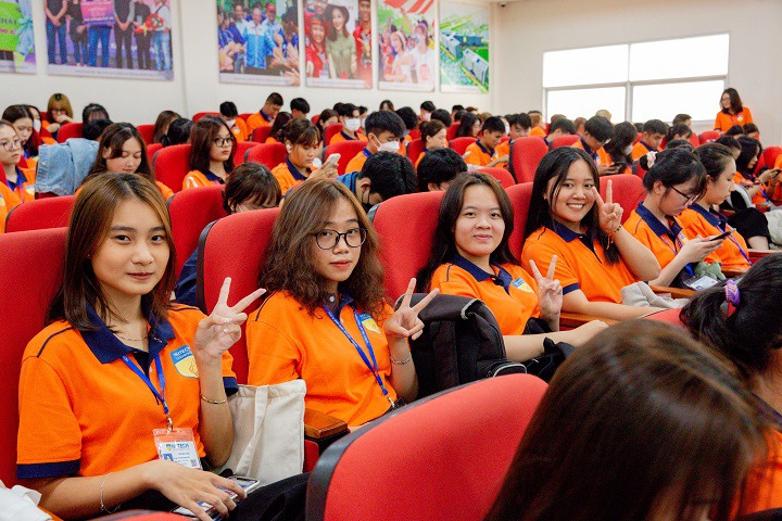 HUTECH's Story - Năm học mới, năng lượng mới và những kỳ vọng mới của tân sinh viên 20