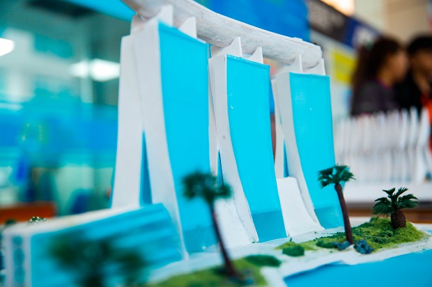 Admire the miniature models resembling famous architectural buildings made by HUTECH students 48